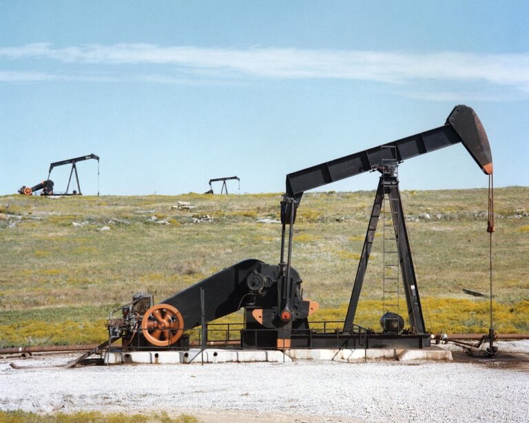 oil pump jacks, energy, industry